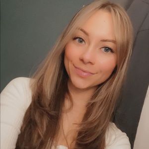 Meet your Posher, Destanie